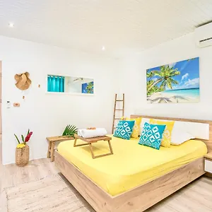 Foyal Apartment