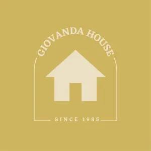 https://giovanda-house.ubudhotelsnow.com